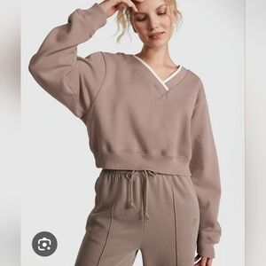 XXL or 2X VS Pink Cotton Blend V-Neck Cropped Sweatshirt Iced Coffee